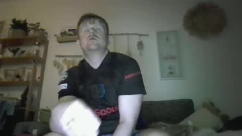 ciasnsyrize1996 online show from February 25, 9:46 pm