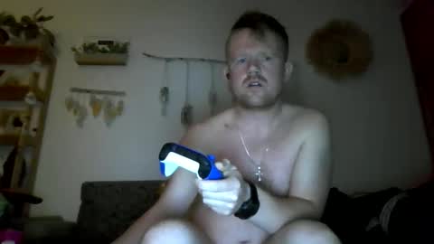 ciasnsyrize1996 online show from September 14, 9:14 pm