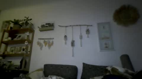 ciasnsyrize1996 online show from October 24, 9:33 pm