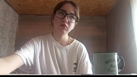 Snapshot of cicelyphaup chatting on July 6, 8:22 am Olivia online show from July 6, 8:22 am