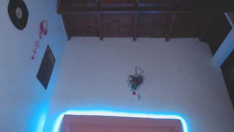 Snapshot of cicimom chatting on January 15, 1:43 am cicimom online show from January 15, 1:43 am