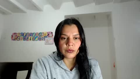Cielo Noir online show from June 15, 4:47 am