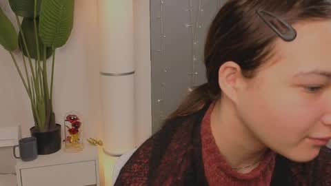 cieranesbeth online show from March 12, 7:20 pm