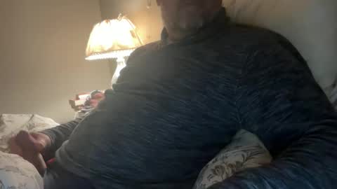 cigalou831 online show from April 25, 2:14 am