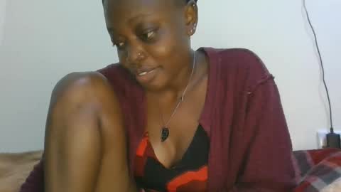 cilia petite online show from April 27, 5:33 pm