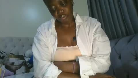 cilia petite online show from June 6, 9:58 am