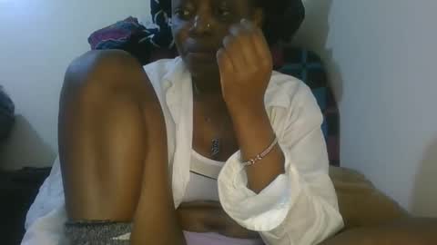 cilia petite online show from June 7, 1:37 pm