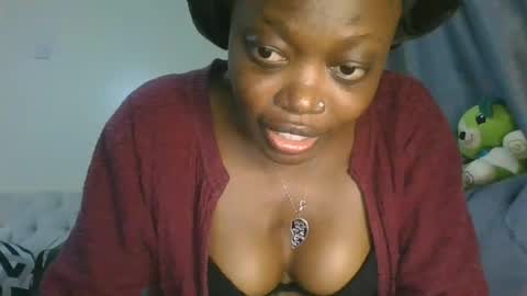 cilia petite online show from June 11, 7:12 pm