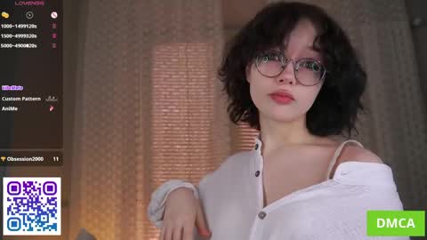 Snapshot of cinacandy chatting on June 3, 5:54 am L online show from June 3, 5:54 am