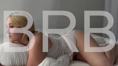 Snapshot of cinbellamy chatting on November 9, 4:33 am Cin Bellamy online show from November 9, 4:33 am