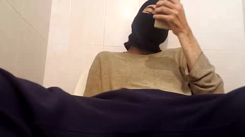 Ernesto online show from December 11, 3:15 pm