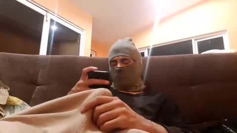 Ernesto online show from January 18, 7:45 am