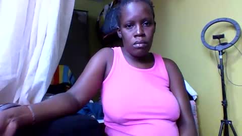 Snapshot of cinddy_14 chatting on October 28, 7:34 am cinddy 14 online show from October 28, 7:34 am