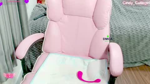Snapshot of cindy_cutiegirl chatting on June 11, 10:41 pm cindy_cutiegirl online show from June 11, 10:41 pm