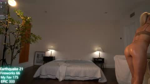 cindy_luv online show from April 30, 8:57 pm