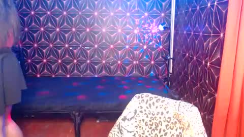 Snapshot of cindyts09 chatting on February 9, 7:41 pm Cindy online show from February 9, 7:41 pm