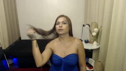 Snapshot of cindyts09 chatting on September 16, 8:37 am Cindy online show from September 16, 8:37 am