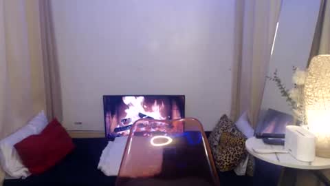 Snapshot of cindyts09 chatting on February 11, 4:23 pm Cindy online show from February 11, 4:23 pm