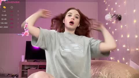 Maddy online show from January 19, 2:17 pm