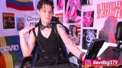 Snapshot of cinnamon_boyxxx chatting on March 4, 1:45 am David     Independent Model online show from March 4, 1:45 am