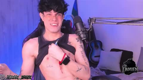 Snapshot of cinnamon_boyxxx chatting on September 20, 2:45 am David     Independent Model online show from September 20, 2:45 am