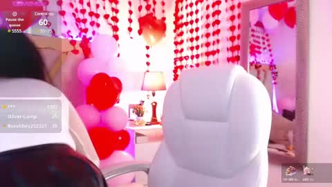 Snapshot of cintia_holms chatting on February 15, 12:01 pm Cintia online show from February 15, 12:01 pm