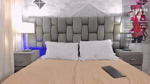 CintiaCollins  online show from December 26, 7:49 pm