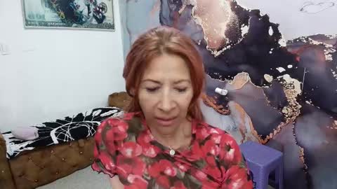 Snapshot of cintiagreyx chatting on February 17, 5:43 pm CINTIA online show from February 17, 5:43 pm