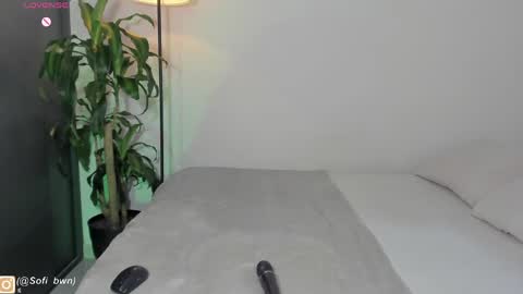 Sofia OF    online show from April 28, 2:11 pm