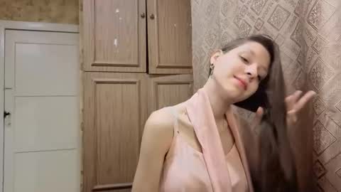 Snapshot of cirabonnet chatting on November 26, 11:06 pm Lisa Salivan online show from November 26, 11:06 pm