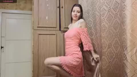 Snapshot of cirabonnet chatting on November 28, 11:40 pm Lisa Salivan online show from November 28, 11:40 pm