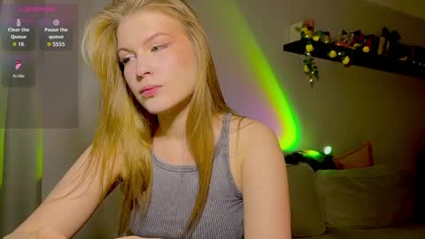 Snapshot of ciripizdec chatting on June 9, 9:15 pm ciripizdec online show from June 9, 9:15 pm