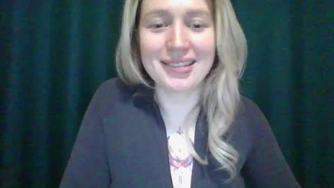 Snapshot of citrusblissss chatting on March 8, 4:06 pm citrusblissss online show from March 8, 4:06 pm