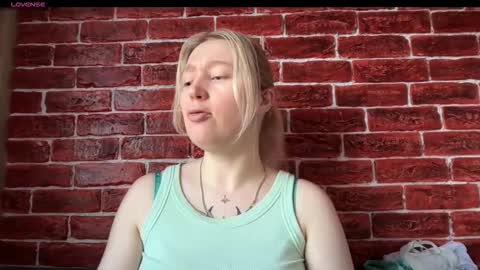 citrusblissss online show from November 5, 2:44 am