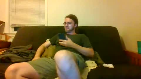 Snapshot of citycowboyz87 chatting on September 18, 1:18 am citycowboyz online show from September 18, 1:18 am