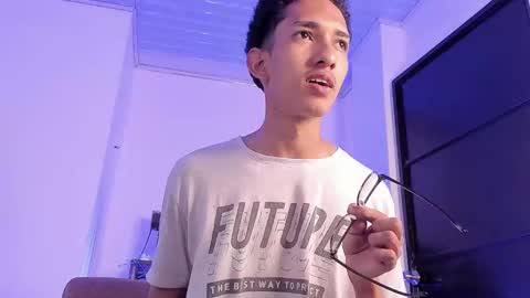 cj_davis1 online show from November 19, 12:16 pm