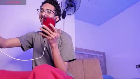 cj_davis1 online show from January 12, 8:14 pm