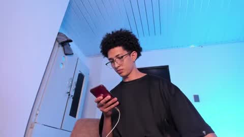 cj_davis1 online show from June 14, 1:36 am