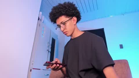 cj_davis1 online show from July 5, 4:52 am