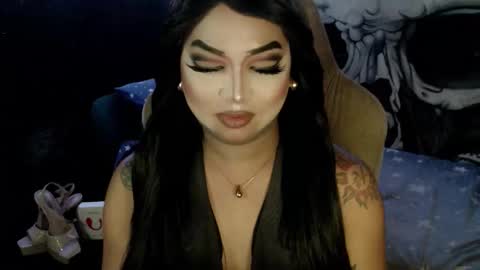 Snapshot of cj_parker69 chatting on December 16, 6:46 pm QUEEN CESS online show from December 16, 6:46 pm