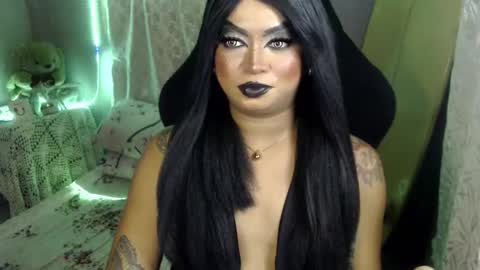 Snapshot of cj_parker69 chatting on May 26, 8:27 pm QUEEN CESS online show from May 26, 8:27 pm