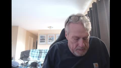 Snapshot of cjscout chatting on February 13, 10:22 pm cjscout online show from February 13, 10:22 pm