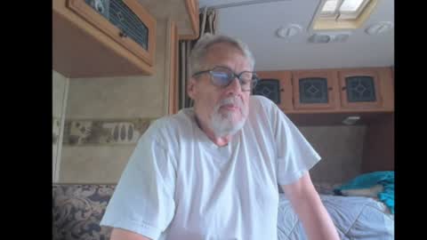Snapshot of cjscout chatting on July 17, 7:30 pm cjscout online show from July 17, 7:30 pm