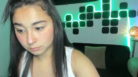 Snapshot of claiok chatting on January 4, 12:27 am claiok online show from January 4, 12:27 am