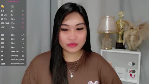 CLAIRE online show from April 24, 5:43 am