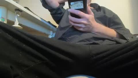 Snapshot of clamk454 chatting on January 12, 7:11 am clamk454 online show from January 12, 7:11 am