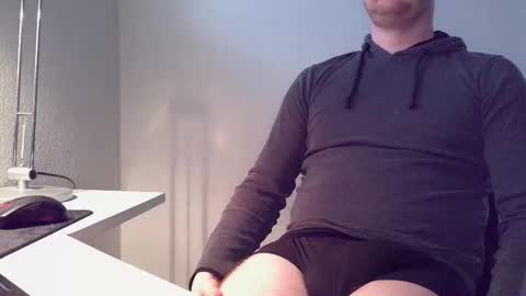 clamshive7 online show from April 25, 6:16 am