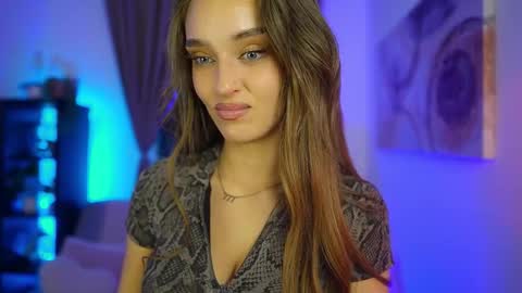 Snapshot of clara_smile chatting on October 24, 6:37 pm Clara smile online show from October 24, 6:37 pm