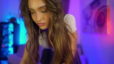 Snapshot of clara_smile chatting on November 3, 7:37 pm Clara smile online show from November 3, 7:37 pm