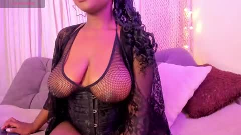 Clara online show from August 3, 6:23 am
